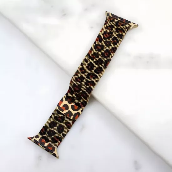 Forzacase Apple Watch 10 42mm ile uyumlu Leopar Desen Metal Mıknatıslı Kordon Kayış - FC1136